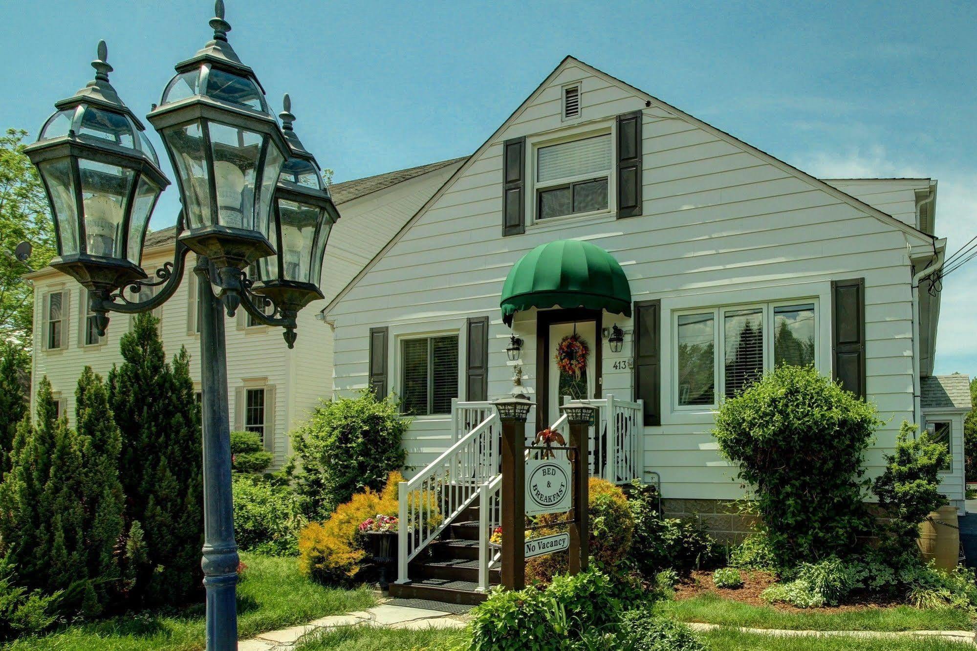 Williams Gate Bed & Breakfast Private Suites Niagara-on-the-Lake Eksteriør bilde