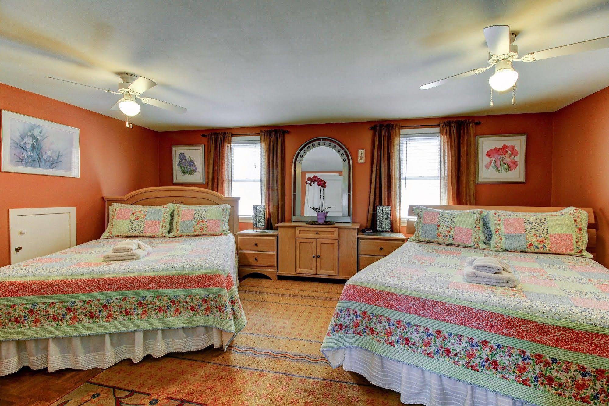 Williams Gate Bed & Breakfast Private Suites Niagara-on-the-Lake Eksteriør bilde